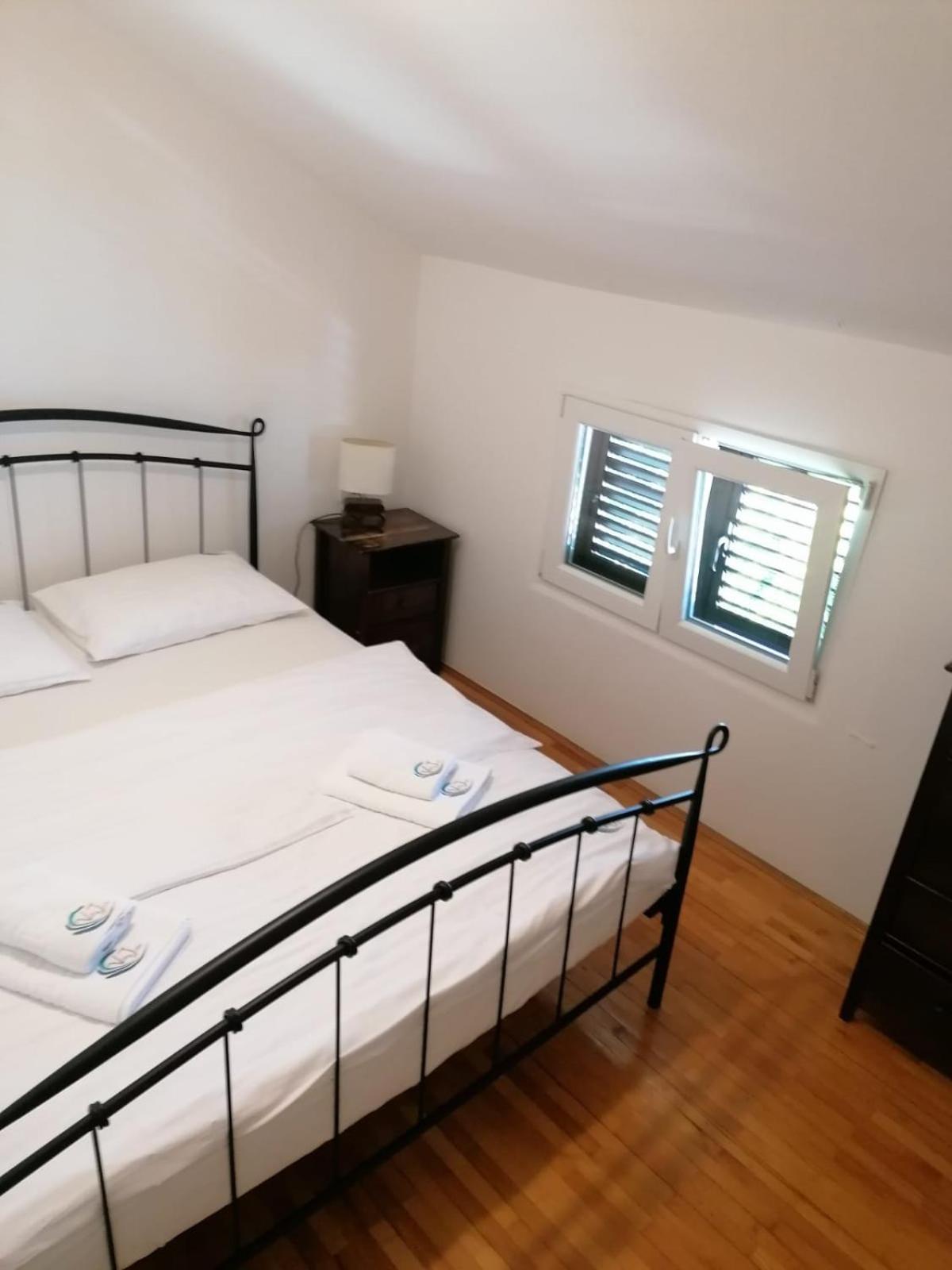 Apartments Villa Julia Trogir Eksteriør billede