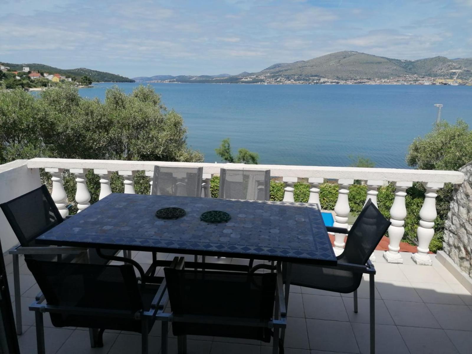 Apartments Villa Julia Trogir Eksteriør billede
