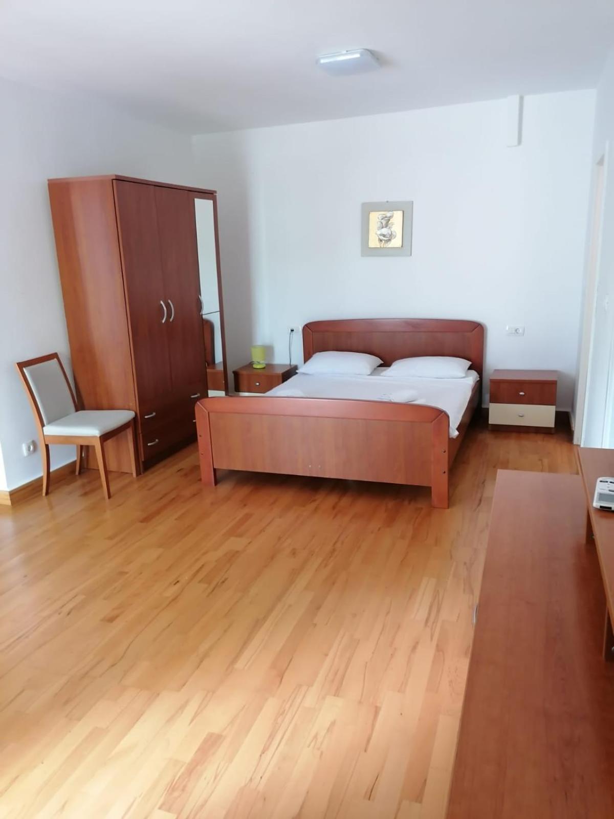Apartments Villa Julia Trogir Eksteriør billede